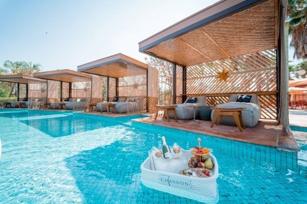 Cabana Chandon Lounge